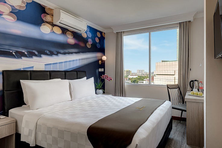 Superior Room with Spacious luxury with city views